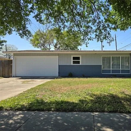 Buy this 3 bed house on 4901 Marion Cir in Corpus Christi, Texas