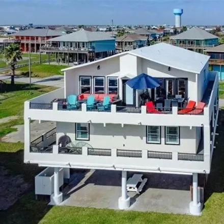 Buy this 3 bed house on 1912 Avenue H in Crystal Beach, Galveston County