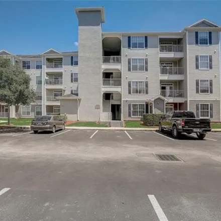 Buy this 2 bed condo on 3199 Secret Lake Drive in Osceola County, FL 34747