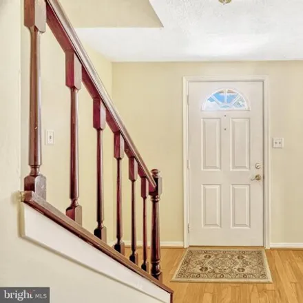 Image 5 - 5749 Heming Avenue, North Springfield, Fairfax County, VA 22151, USA - House for sale