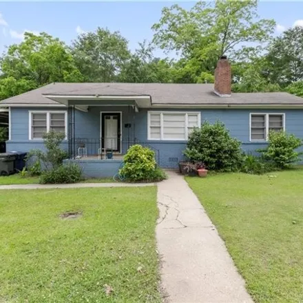 Buy this 4 bed house on 614 Pitts Street in Auburn, AL 36830