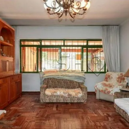 Buy this 3 bed house on Rua Doutor Alberto Seabra 742 in Vila Ida, São Paulo - SP