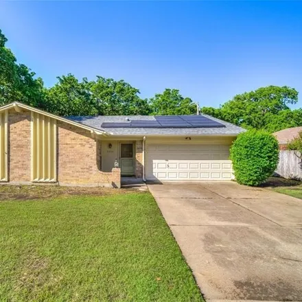 Buy this 3 bed house on 4052 Pyracantha Drive in Arlington, TX 76017