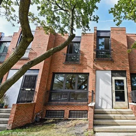 Image 1 - 934 East 55th Street, Chicago, IL 60615, USA - House for rent