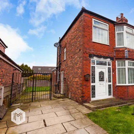 Buy this 3 bed duplex on Rathbourne Avenue in Manchester, M9 6PN
