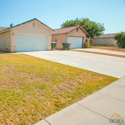 Buy this 3 bed house on 299 Bighorn Meadow Drive in Kern County, CA 93308