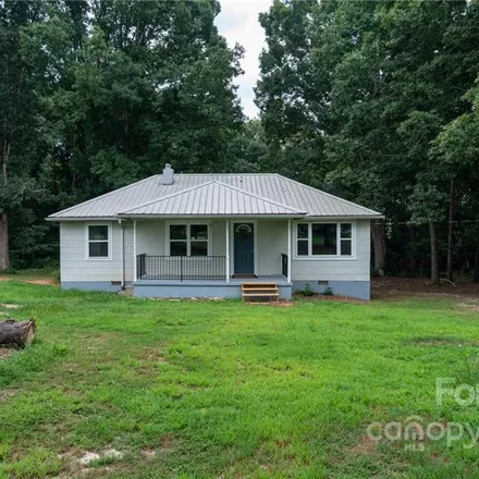 Buy this 3 bed house on 901 Springs Road in Lincolnton, NC 28092