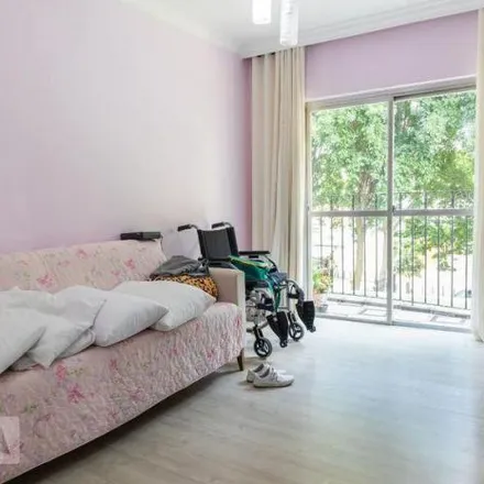 Buy this 3 bed apartment on EMEI Professora Laura Funfas Le Sueur in Avenida Júlio Buono 915, Vila Gustavo