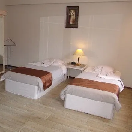 Rent this 2 bed apartment on Belgiëlei 6-12 in 2018 Antwerp, Belgium