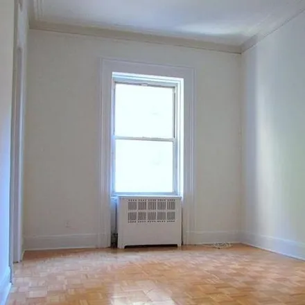 Image 5 - 147 East 72nd Street, New York, NY 10021, USA - Apartment for rent