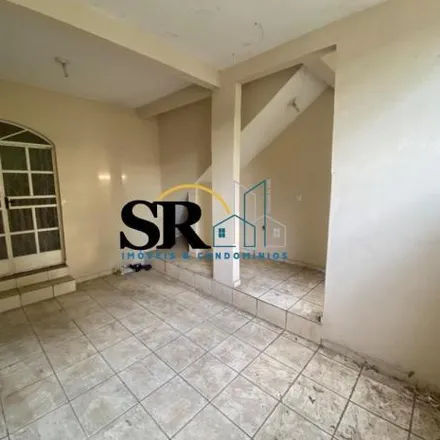 Rent this 2 bed house on Rua Coronel Roberto Soares Ferreira 187 in Governador Valadares, Governador Valadares - MG