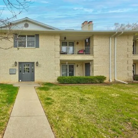 Buy this 3 bed condo on 6712 La Charmant in Evansville, IN 47715