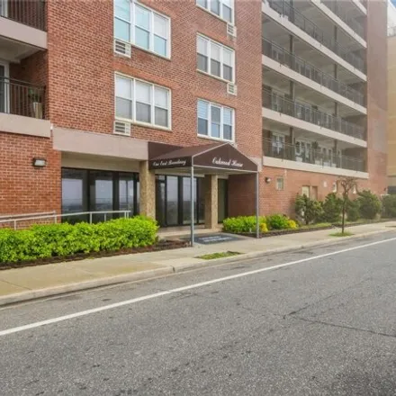 Image 1 - Oakwood Apartments, East Broadway, City of Long Beach, NY 11561, USA - Apartment for sale