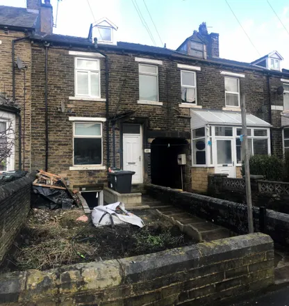 Rent this 2 bed townhouse on Heaton Road in Bradford, BD9 4RR