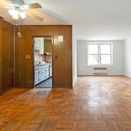 Image 2 - The Coverley, 33-44 93rd Street, New York, NY 11372, USA - Apartment for sale