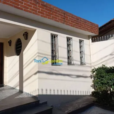 Rent this 3 bed house on Rua Silva Jardim in Santa Terezinha, Santo André - SP