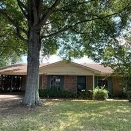 Buy this 3 bed house on 3293 Coldstream Avenue in Alexandria, LA 71301