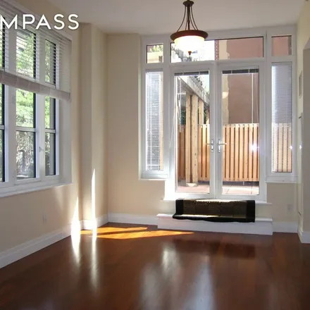 Rent this 1 bed apartment on 45 Park Avenue in New York, NY 10016