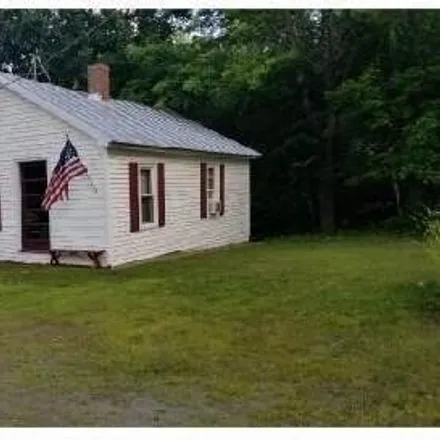 Image 5 - 17 Moore Street, Moscow, ME 04920, USA - House for sale