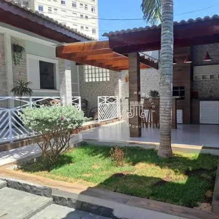 Buy this 2 bed house on Chácara Quinta das Fontainhas in Rua Benedito Camargo, Jundiaí