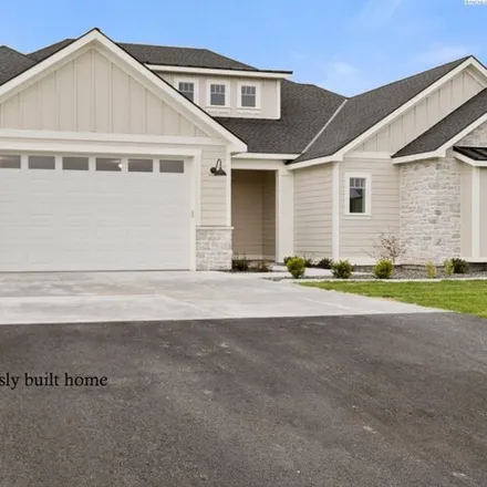 Buy this 4 bed house on Franklin County in Washington, USA