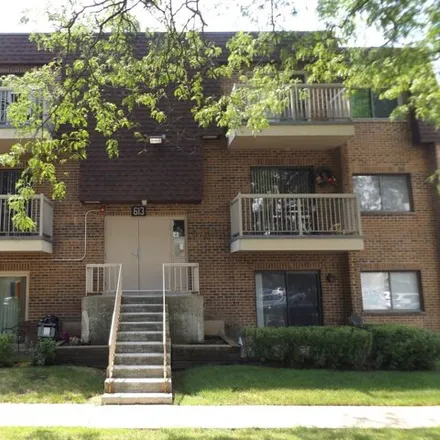 Rent this 1 bed condo on 696 West Busse Avenue in Mount Prospect, IL 60056