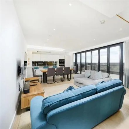 Image 4 - Horizons Tower, 1 Yabsley Street, London, E14 9BH, United Kingdom - Apartment for rent
