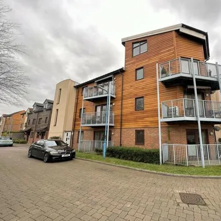 Rent this 1 bed room on Staverton Grove in Monkston, MK10 9QG