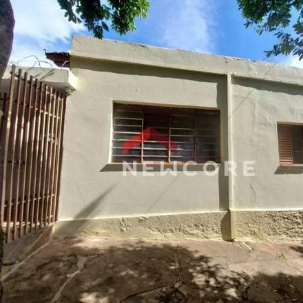 Buy this 3 bed house on Viaduto Antônio Eufrásio de Toledo in Parque Fortaleza, Bauru - SP
