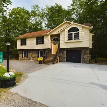 Buy this 4 bed house on 328 Orono Dr in Pocono Lake, Pennsylvania