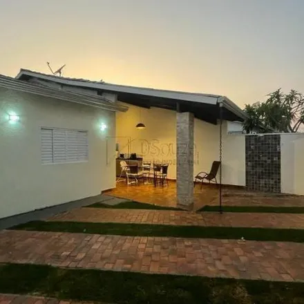 Buy this 3 bed house on Rua Gavião in Recanto dos Pássaros, Cuiabá - MT