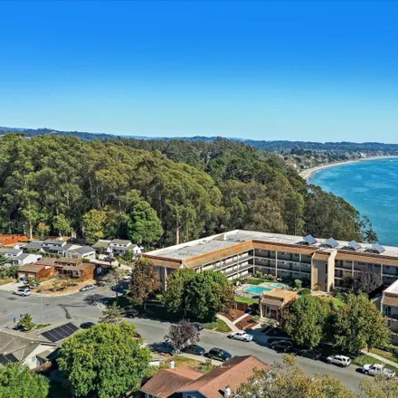Buy this 3 bed condo on 866 Park Avenue in Capitola, CA 95010