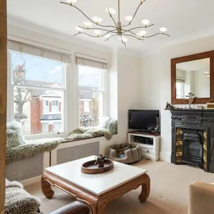 Rent this 2 bed townhouse on Chandos Road in London, NW2 4LS