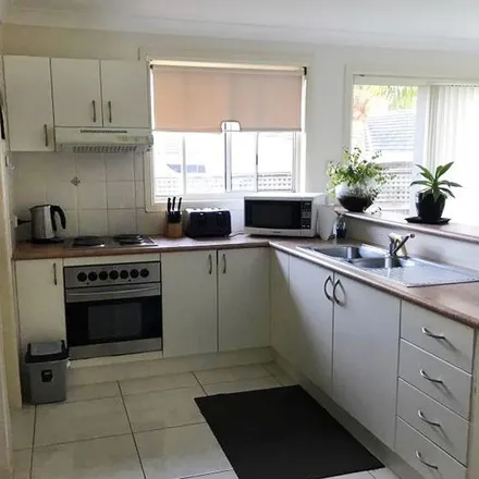 Image 2 - Fernleigh Avenue, Korora NSW 2450, Australia - Apartment for rent