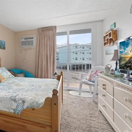 Image 9 - Diplomat Suites, East Pine Avenue, Wildwood, NJ 08260, USA - Condo for sale