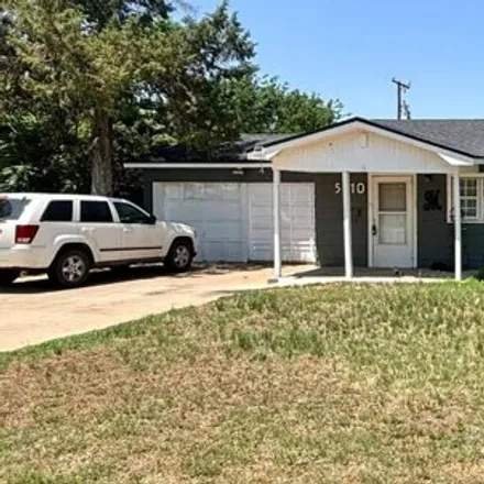 Buy this 3 bed house on 5558 45th Street in Lubbock, TX 79414