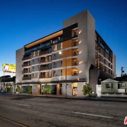 Image 1 - Wilshire Motel, 12023 Wilshire Boulevard, Los Angeles, CA 90025, USA - House for rent