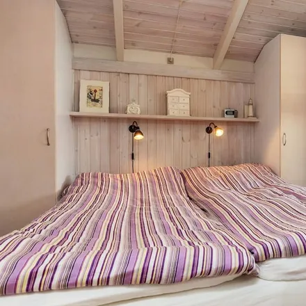 Rent this 3 bed house on Hals in Færgevej, 9370 Hals
