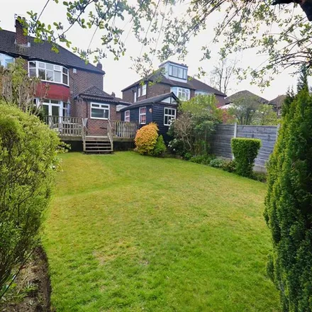 Image 3 - Barnfield Crescent, Sale, M33 6NL, United Kingdom - Duplex for rent