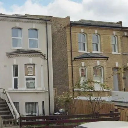 Image 2 - 80 Rossiter Road, London, SW12 9RY, United Kingdom - Townhouse for rent
