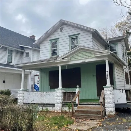 Image 2 - 250 Columbia Avenue, City of Rochester, NY 14608, USA - House for sale
