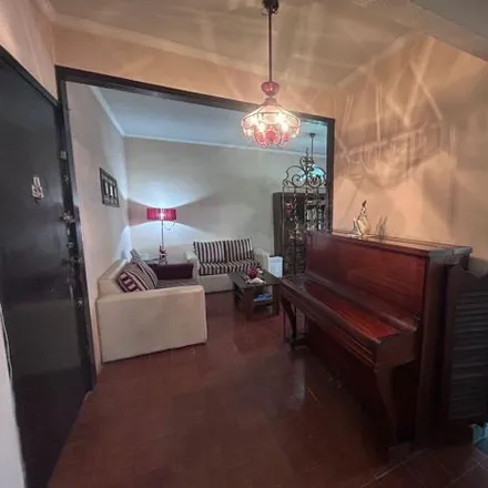 Buy this 2 bed apartment on Chacabuco 22 in Crucecita, 1870 Avellaneda