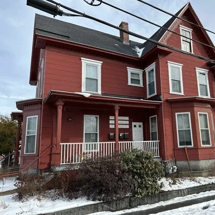 Buy this studio house on 15 Maple Street in Concord, NH 03301