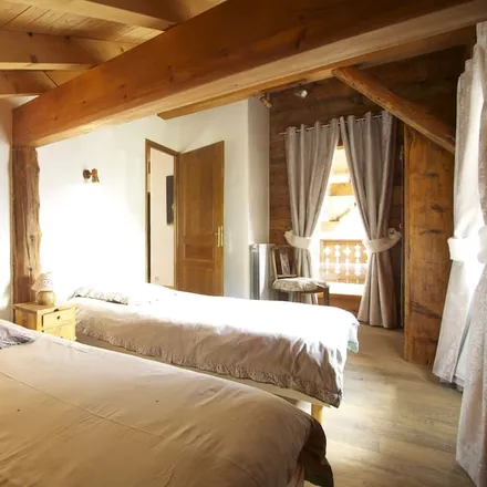 Rent this 4 bed house on 73350 Champagny-en-Vanoise
