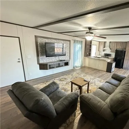 Image 2 - 367 Antelope Circle, Dupre, Victoria, TX 77904, USA - Apartment for sale