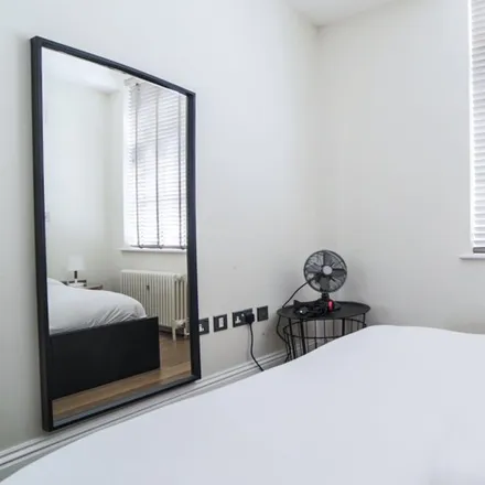 Image 10 - unnamed road, London, United Kingdom - Apartment for rent