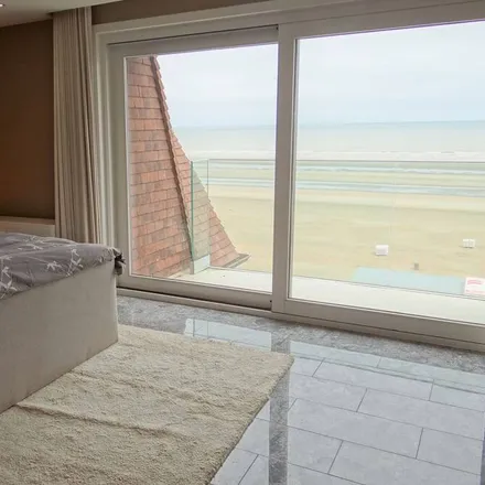 Rent this 4 bed apartment on 8620 Nieuwpoort