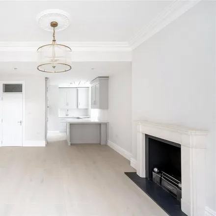 Image 3 - 19 Sunderland Terrace, London, W2 5PA, United Kingdom - Townhouse for rent