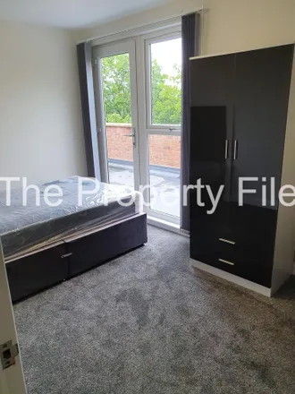 Image 2 - Pandora's, Wynnstay Grove, Manchester, M14 6NL, United Kingdom - Apartment for rent