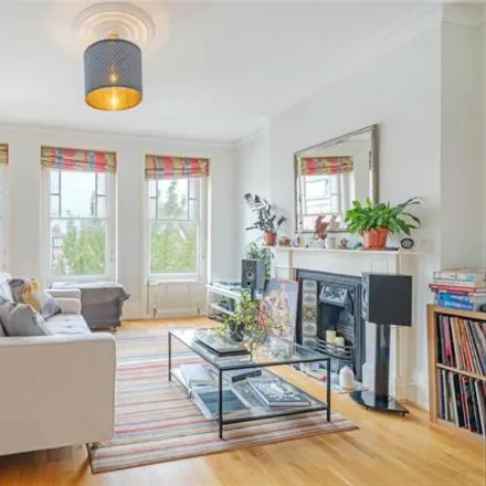 Buy this 1 bed apartment on Harold Road in London, N8 7DJ